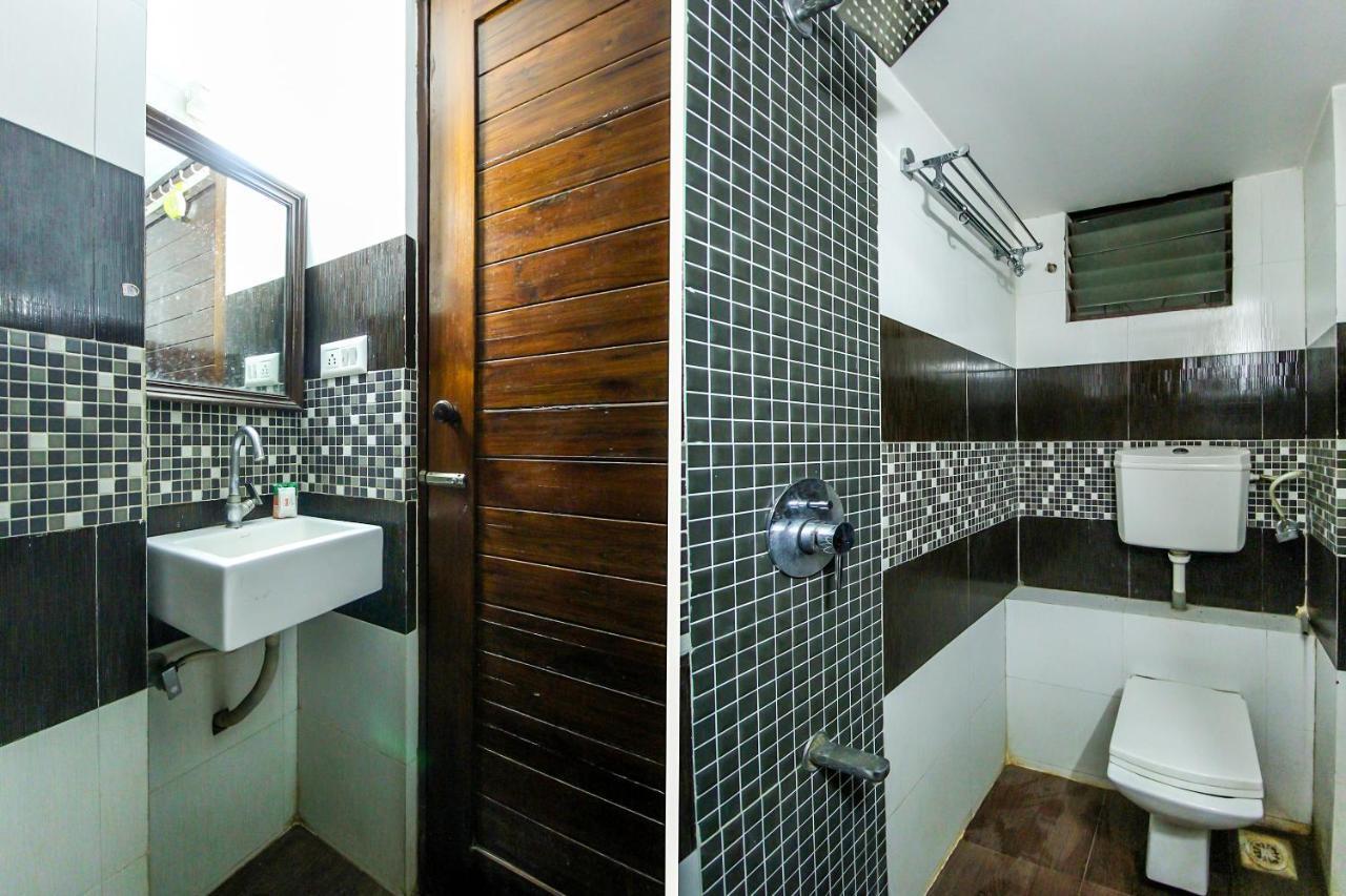 אחמדאבאד Hotel Seven מראה חיצוני תמונה